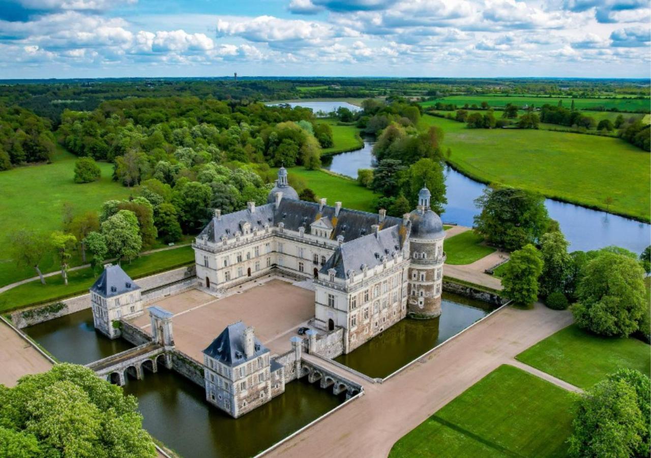 Les Logis Du Forgeron, Gites De Groupe Entre Loire & Vignes Saint-Jean-des-Mauvrets ภายนอก รูปภาพ