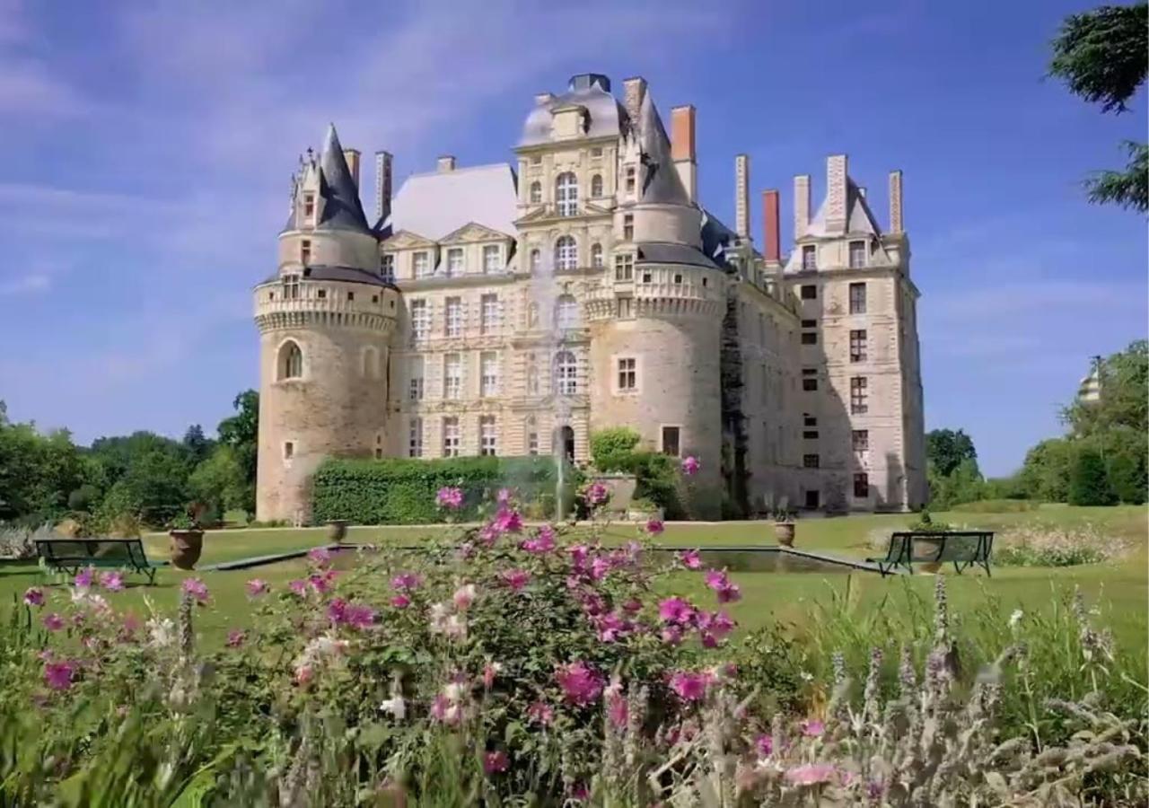 Les Logis Du Forgeron, Gites De Groupe Entre Loire & Vignes Saint-Jean-des-Mauvrets ภายนอก รูปภาพ